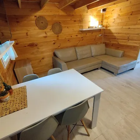 Holiday home Sjesta -domki Letniskowe