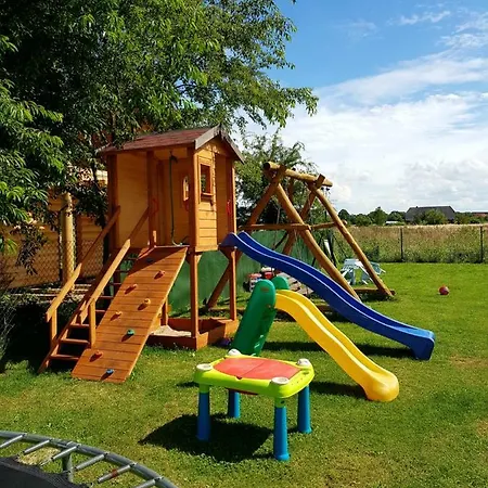 Sjesta -domki Letniskowe Holiday home Dziwnowek