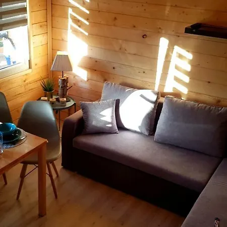 Sjesta -domki Letniskowe *