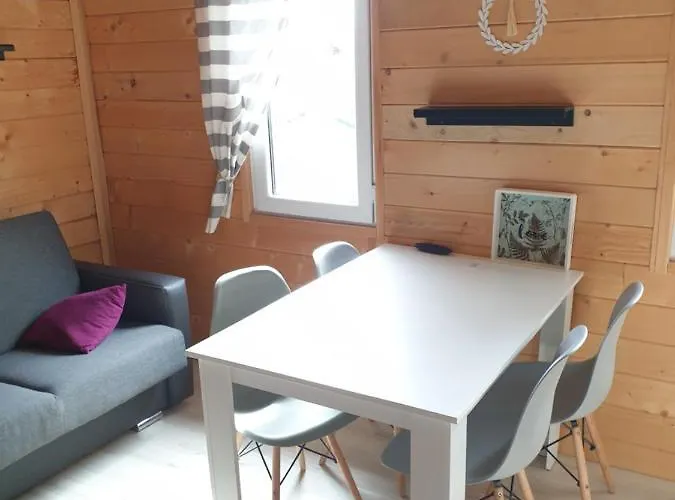 Sjesta -domki Letniskowe Сasa de vacaciones Dziwnówek